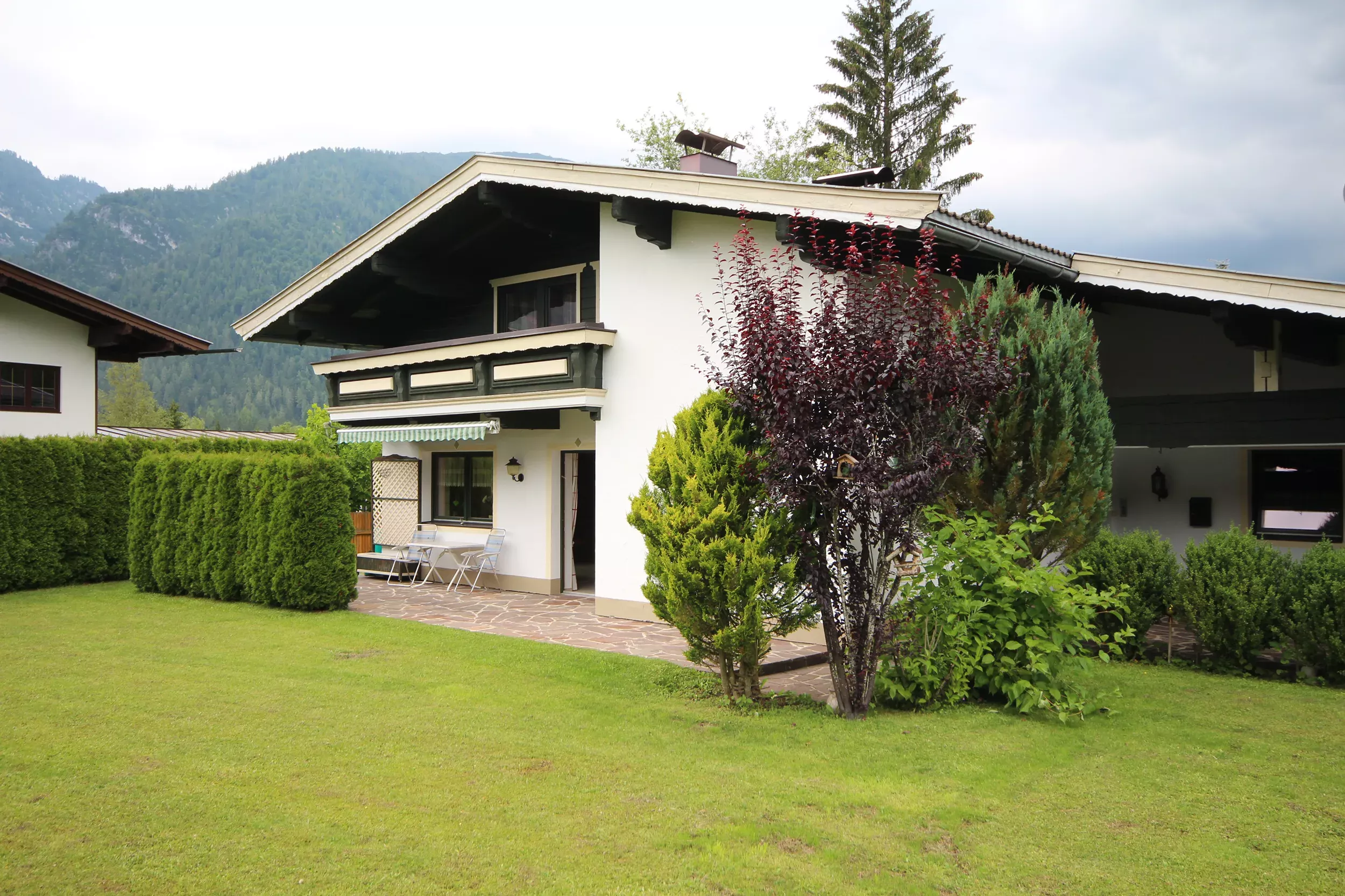 Ferienhaus in Tirol mit großem Garten